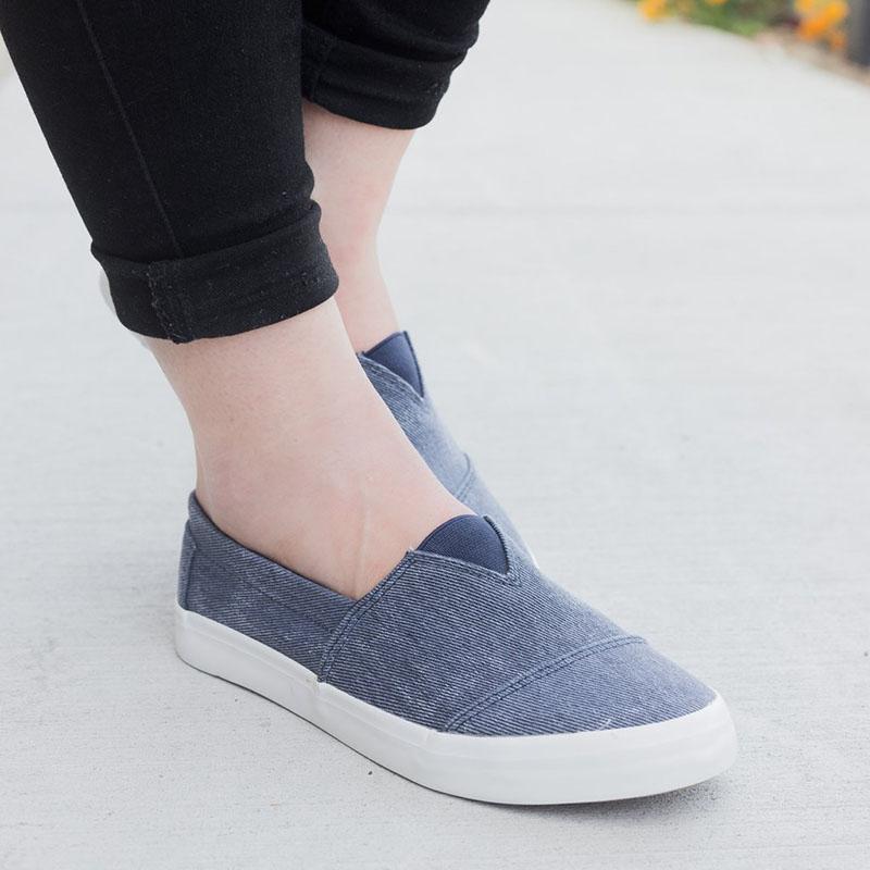 Women Fashion Non-slip Loafers Casual Slip-on Canvas Sneakers